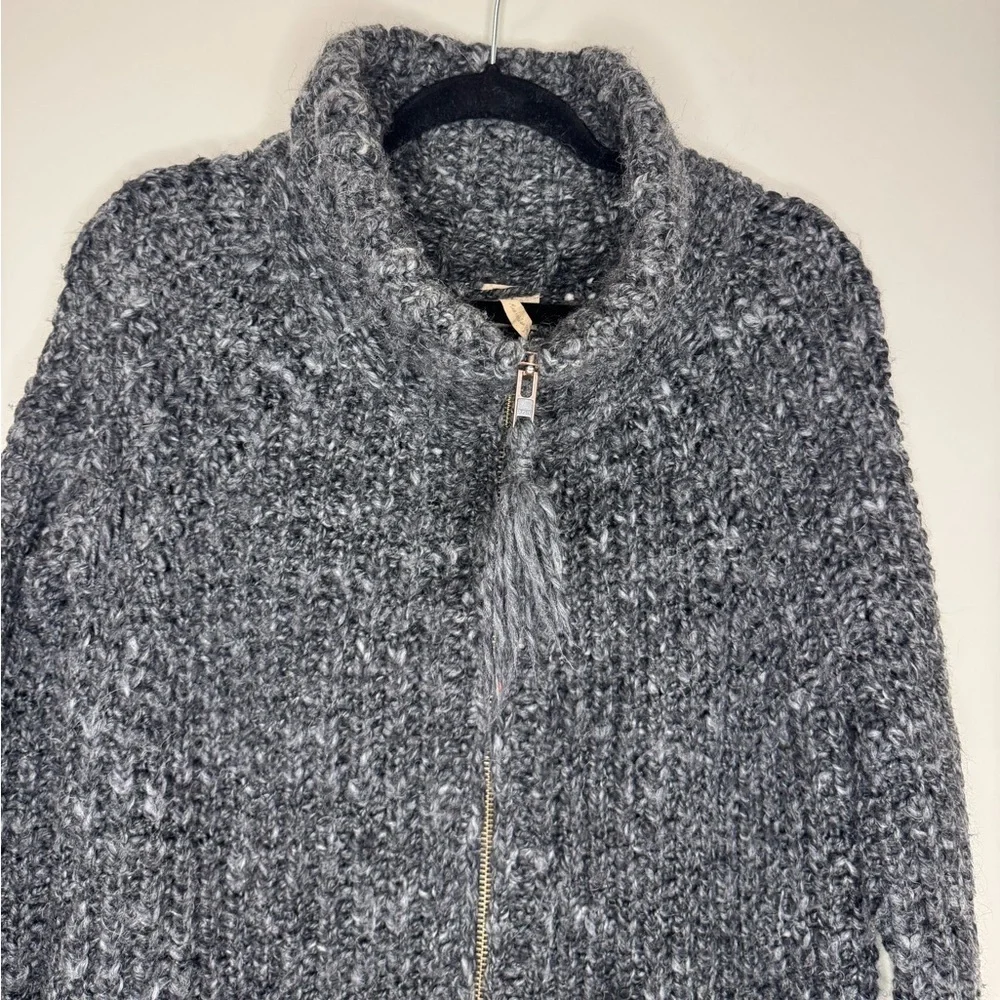 Aritzia Wilfred Free Chunky Gray Zip-Up Cardigan Size S - Picture 4 of 7